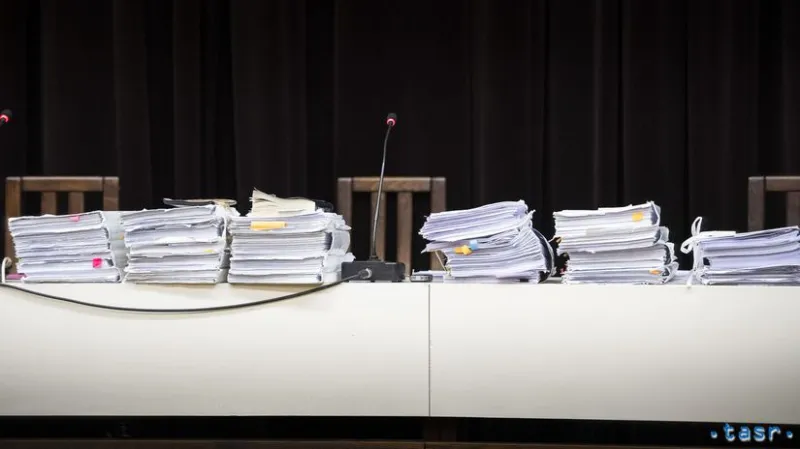Kauza čurillovci sa nekončí: Prokurátor podal voči rozhodnutiu o neprijatí obžaloby sťažnosť - Domáce - Správy - Pravda