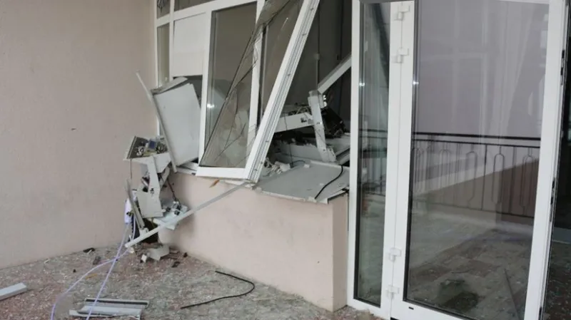 Moldavec zobral slovenské bankomaty útokom, na krku má ďalšie obvinenie - Domáce - Správy - Pravda