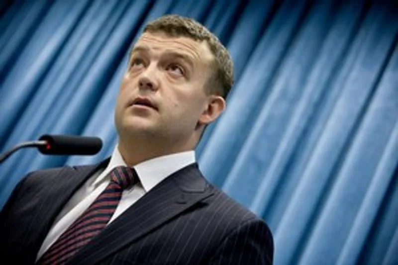 Tajná správa: Tunelovali Vojenskú spravodajskú službu - domov.sme.sk