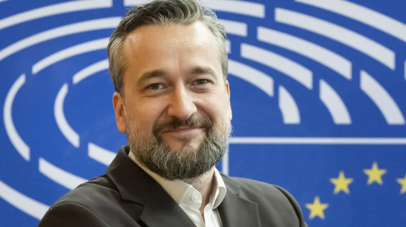 Europoslanec Blaha má ochranku. Štát mu ju pridelil pre hrozby - Domáce - Správy - Pravda
