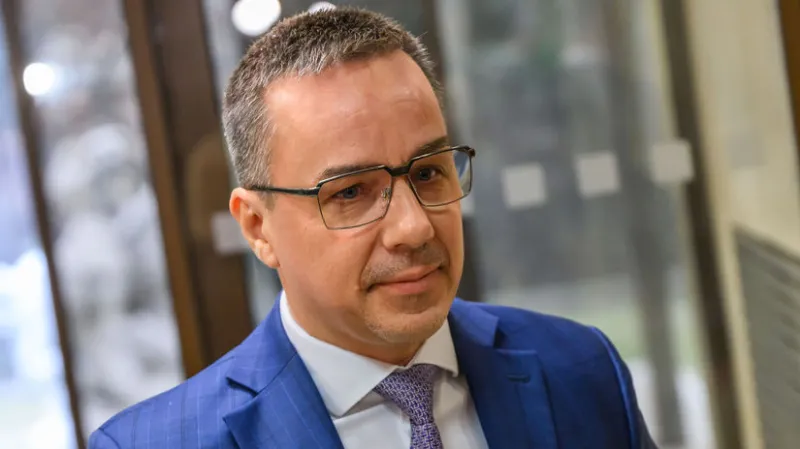 Siahne vláda na druhý pilier? Gröhling varuje pred čerpaním peňazí, Tomáš to rázne odmieta - Domáce - Správy - Pravda