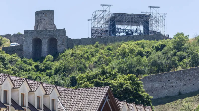 Spor o pozemky, vodohospodári  sa bránia: mohol ich kúpiť aj Zoroslav Kollár  - Domáce - Správy - Pravda