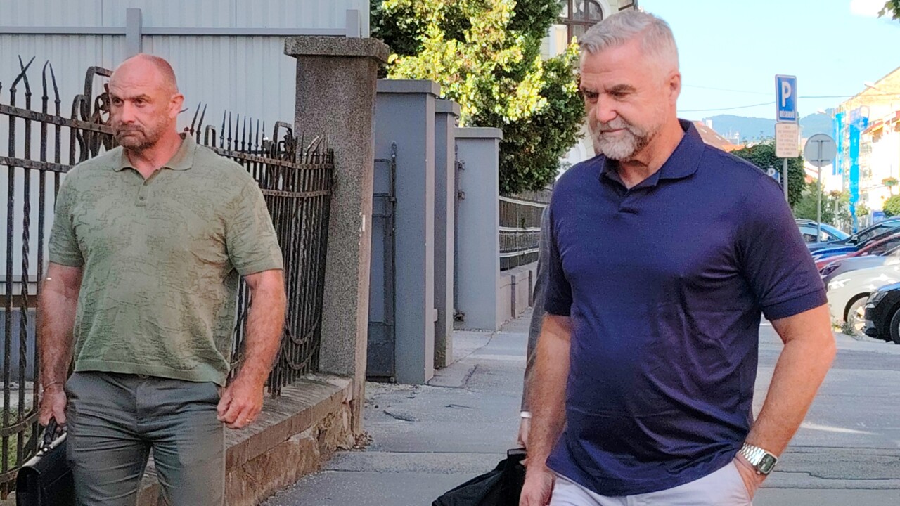 Kauza Očistec: Slobodníka premohli na súde emócie, Gašparovi pred senátom „vynadal“ - Regióny - Správy - pravda.sk