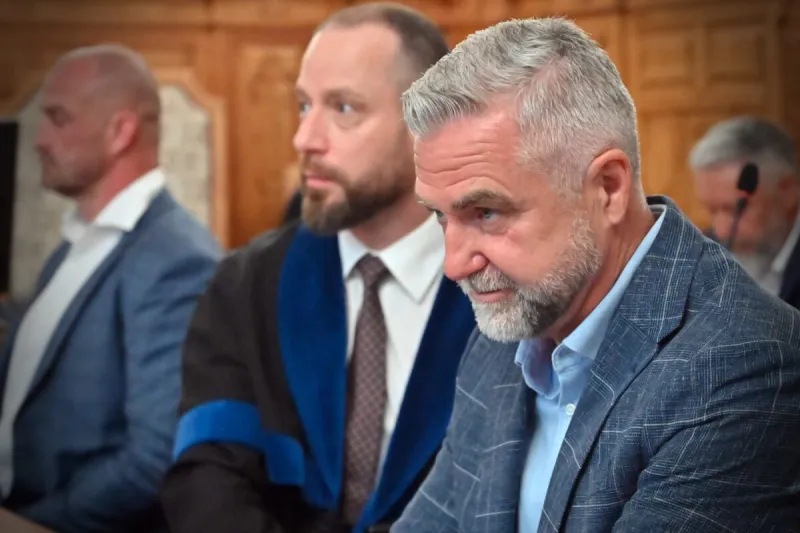 Stíhanie Gašpara, Bödöra a Krajmera v kauze Očistec čiastočne zastavili, KDH žiada vyvodenie politickej zodpovednosti - SITA.sk