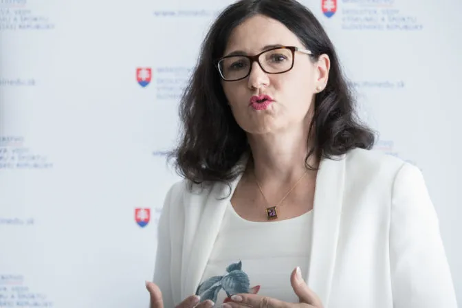 Ministerstvo školstva zastavilo konanie vo veci registrácie Slovenskej akadémie vied - Webnoviny.sk