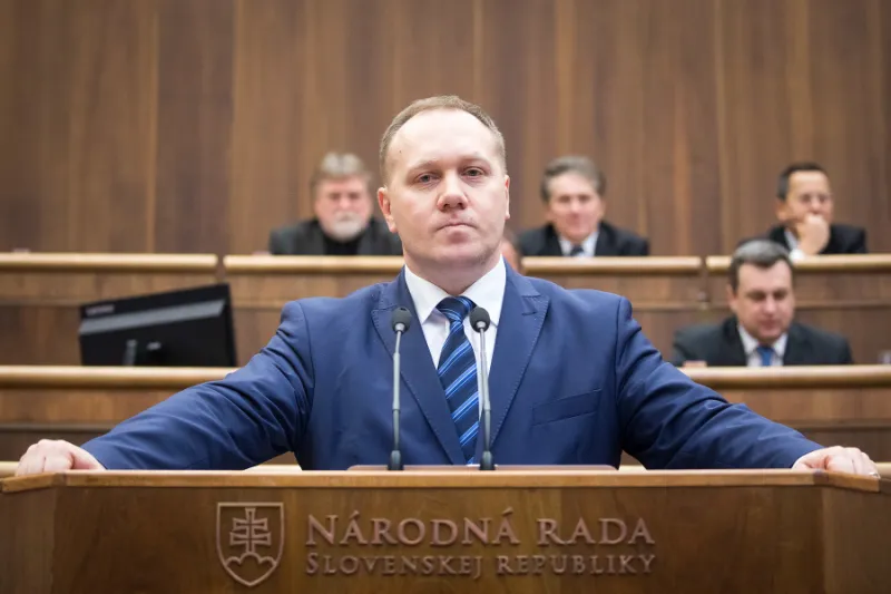 Kauza sexuálneho obťažovania vrcholí: Čarnogurský vidí hanobenie katolíkov, Vašečka ohováranie | Topky.sk