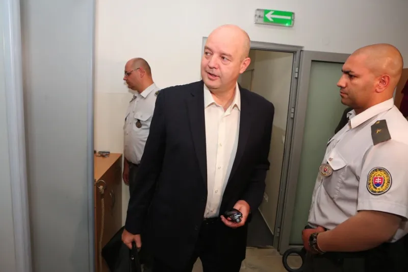 Kauza Ruskových zmeniek naberá na obrátkach: Pojednávanie nebude, toto je dôvod | Topky.sk