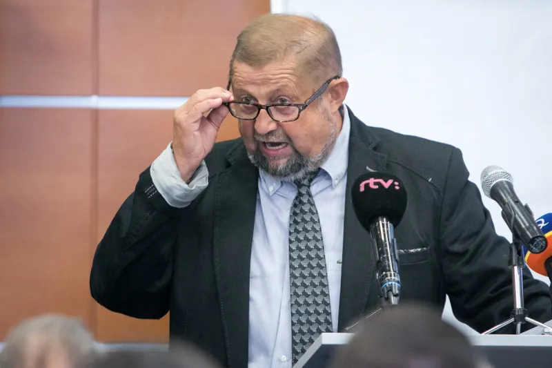 Harabin si za prezidenta trúfa, no k petícii za jeho kandidatúru sa nehlási - domov.sme.sk