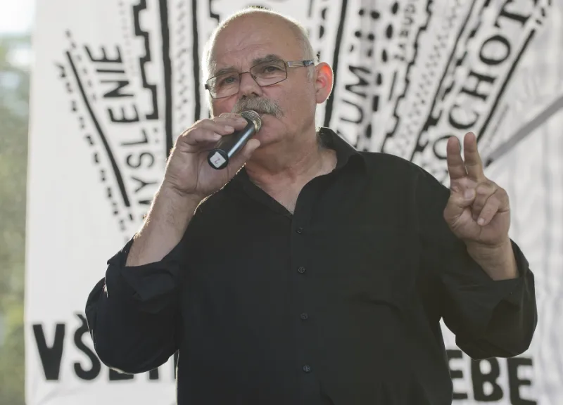 Známy vyšetrovateľ Vačok o zásahu v Kolárove: Polícia musela ísť na istotu | Topky.sk