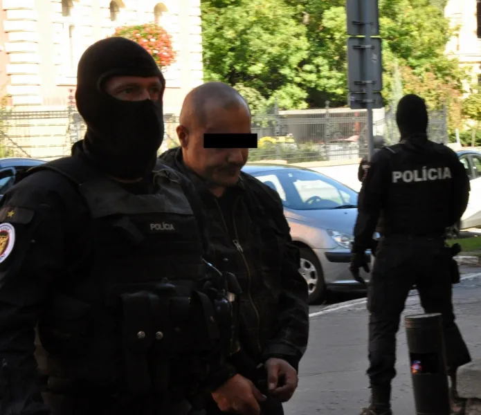 PRÁVE TERAZ Súd rozhoduje o osude podozrivých z vraždy Kuciaka: Ďalšie obvinenie! | Topky.sk