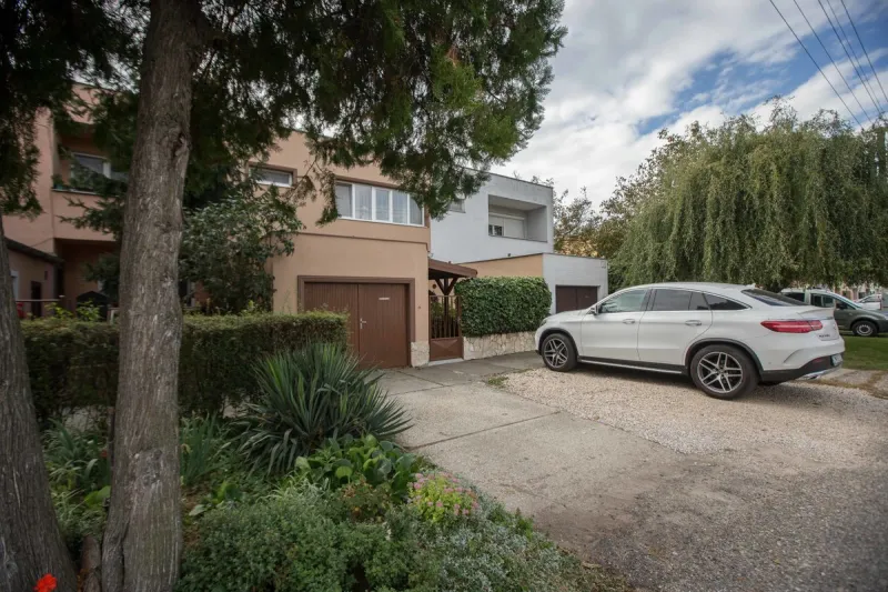 Kočner a objednávateľka sú podľa svedkov známi, hoci to Kočner nepriznáva - domov.sme.sk