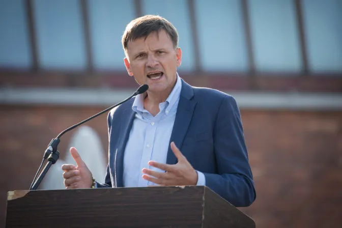 Hlina označil Fica za skorumpovaného karpatského liberála a zvažuje výzvu európskym socialistom - Webnoviny.sk